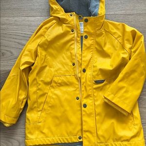 Rain jacket good condition 3T-4T